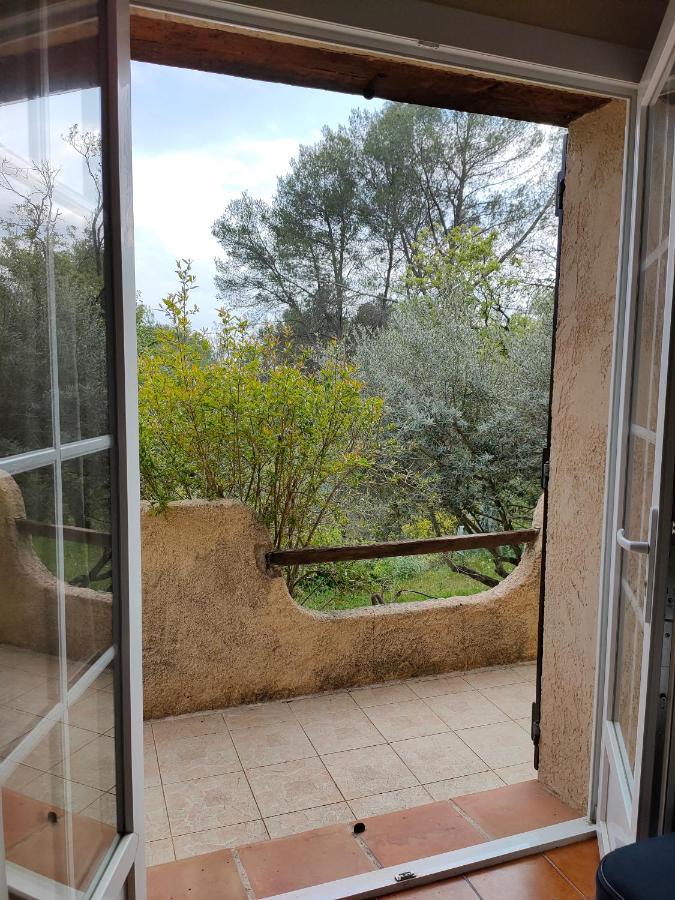 Villa Les Chariotins Draguignan Eksteriør billede